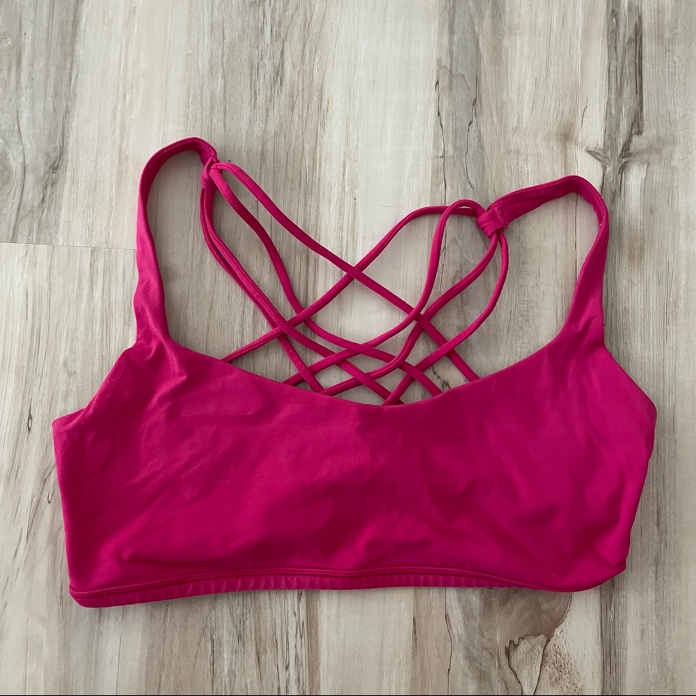 Lululemon Free to Be Bra
